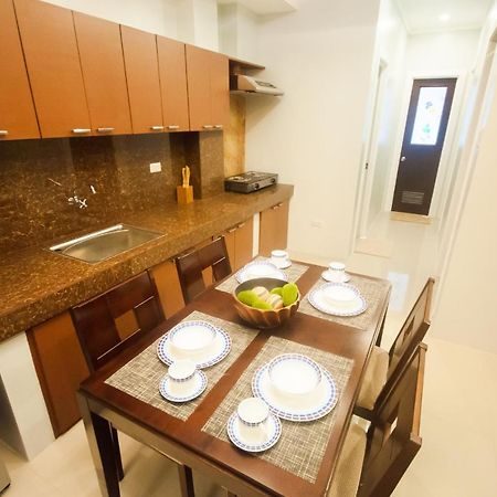 Nf Suites Davao Экстерьер фото