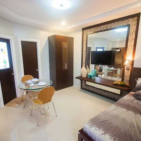 Nf Suites Davao Экстерьер фото