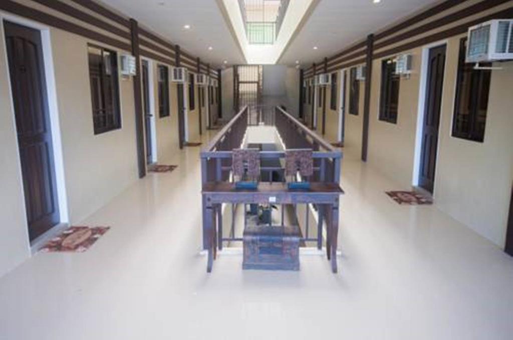 Nf Suites Davao Экстерьер фото