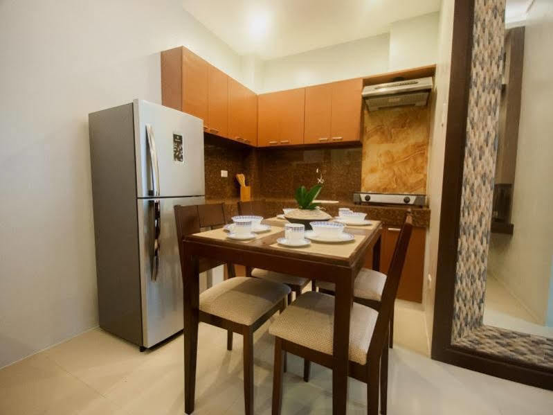 Nf Suites Davao Экстерьер фото