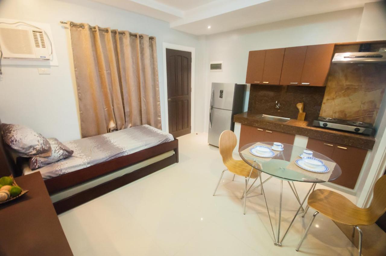 Nf Suites Davao Экстерьер фото