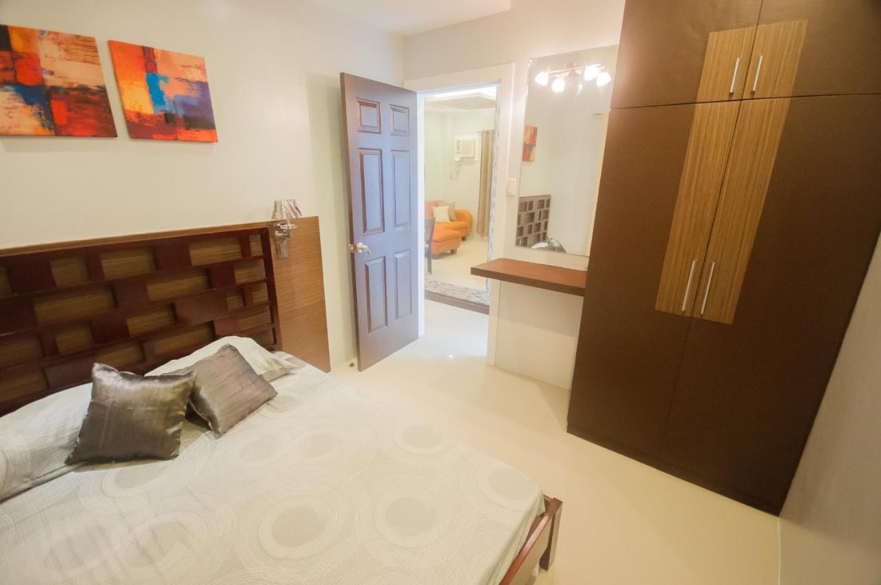 Nf Suites Davao Экстерьер фото