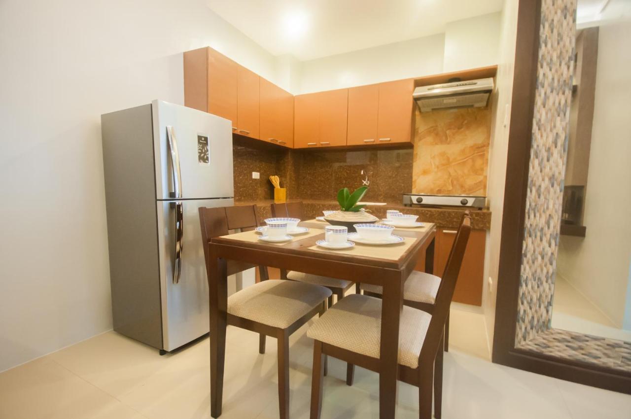 Nf Suites Davao Экстерьер фото